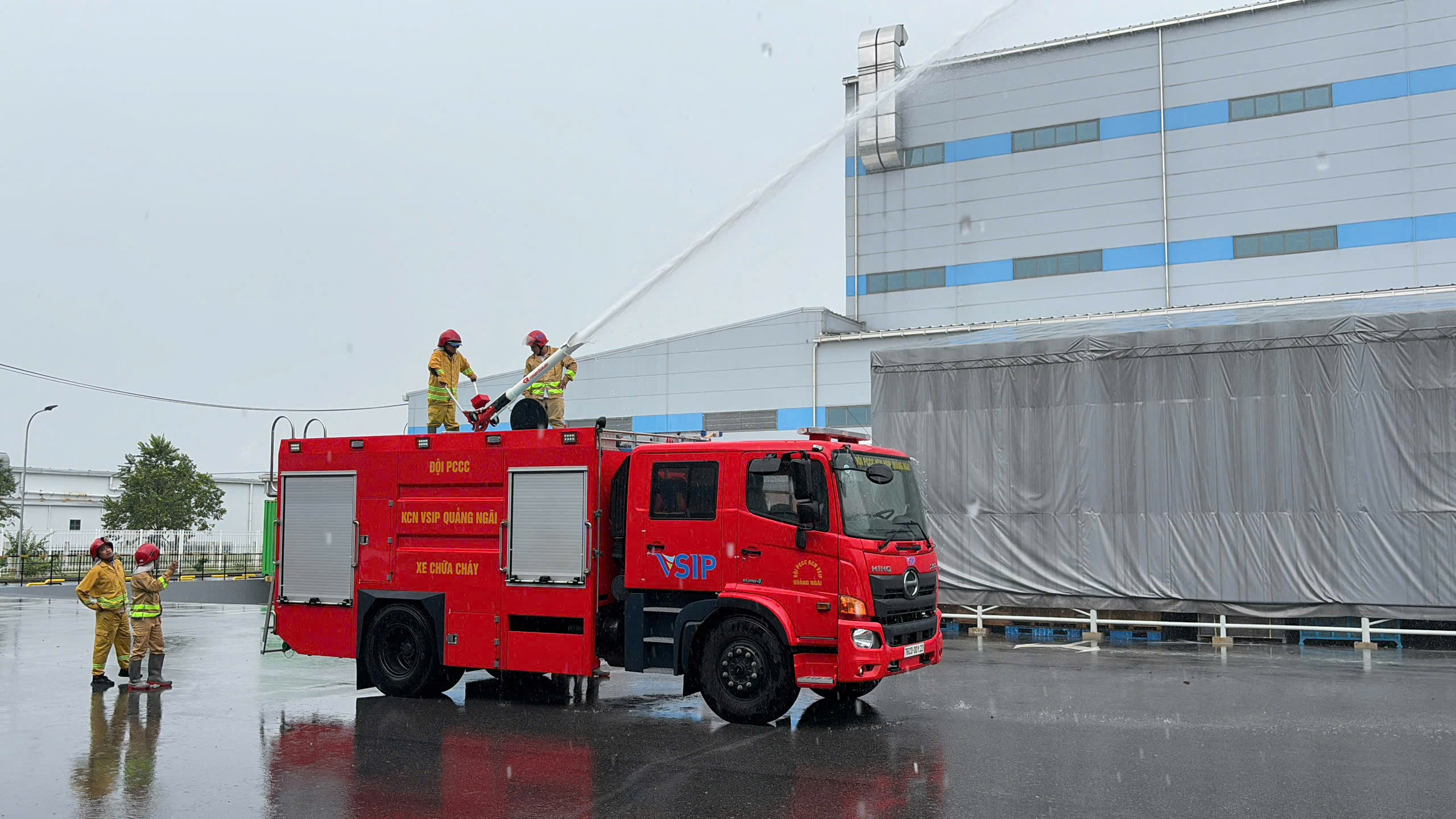 DIỄN TẬP ỨNG PHÓ SỰ CỐ HÓA CHẤT – NÂNG CAO AN TOÀN CHO DOANH NGHIỆP